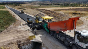 yarin-kapaniyor-tam-20-gun-trafige-kapali-olacak-jXf4AalJ